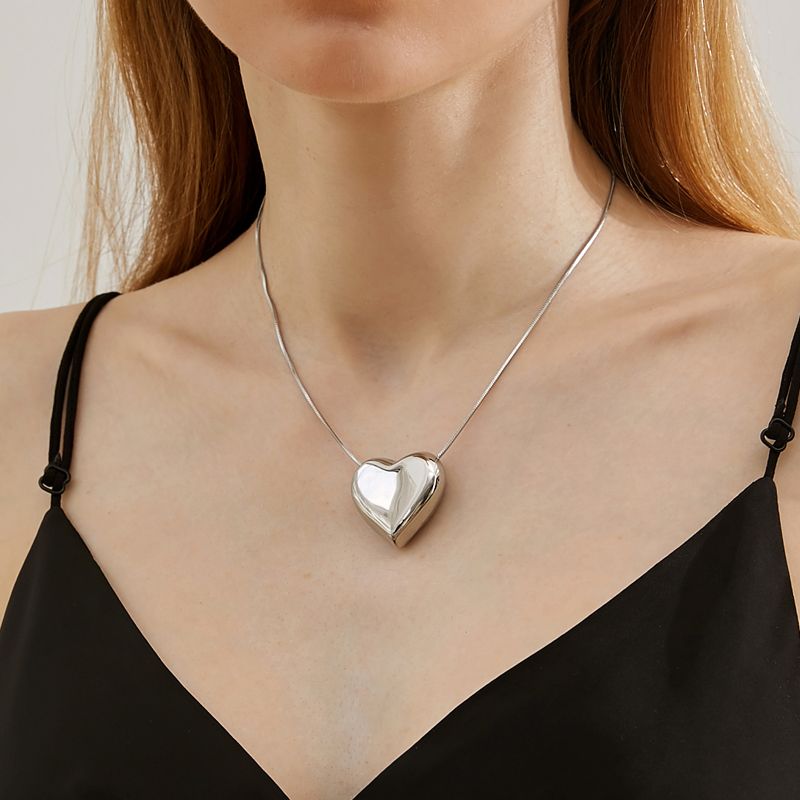 304 Stainless Steel Romantic Simple Style Plating Heart Shape Pendant Necklace
