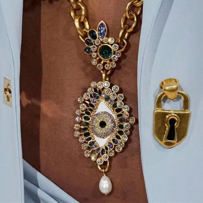 Retro Barocker Stil Auge Legierung Perle Überzug Inlay Acryl Strasssteine Vergoldet Frau Ohrringe Halskette