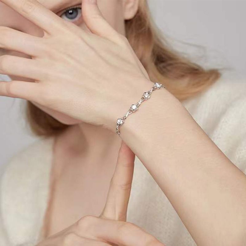 Le Cuivre De Base Style Moderne Style Classique Incruster Fleur Zircon Bracelets