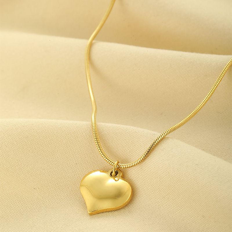 Stainless Steel Elegant Plating Heart Shape Solid Color Pendant Necklace