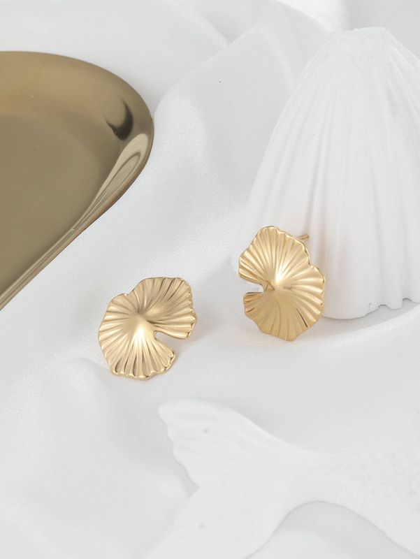 1 Pair Vintage Style Flower Plating 304 Stainless Steel 14K Gold Plated Ear Studs