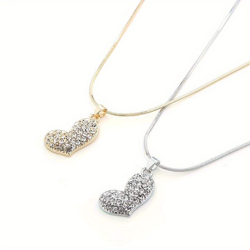 Simple Style Shiny Heart Shape Alloy Inlay Rhinestones Women's Pendant Necklace