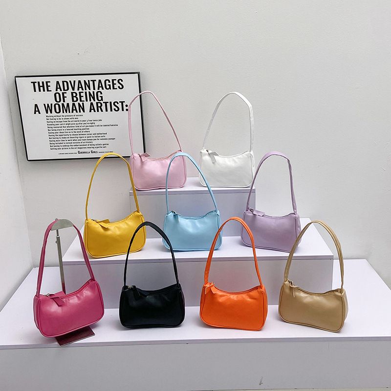 Women's Small Pu Leather Solid Color Vintage Style Square Zipper Shoulder Bag