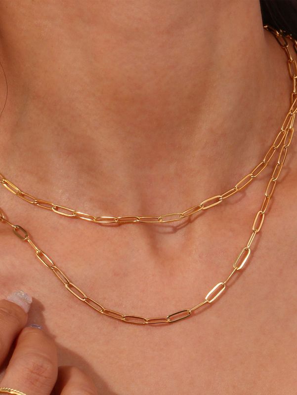 Großhandel Einfacher Stil Einfarbig Rostfreier Stahl Überzug 18 Karat Vergoldet Halskette