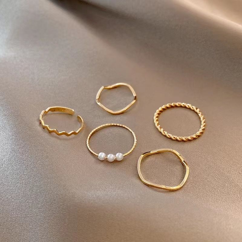 Simple Style Classic Style Solid Color White Gold Plated Gold Plated Alloy Wholesale Rings