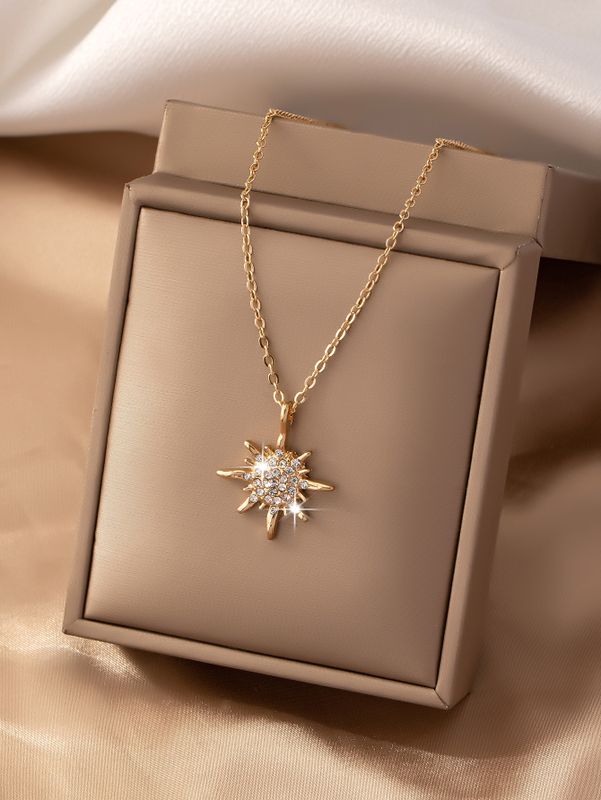 Elegant Shiny Sun Alloy Zinc Inlay Rhinestones Women's Pendant Necklace