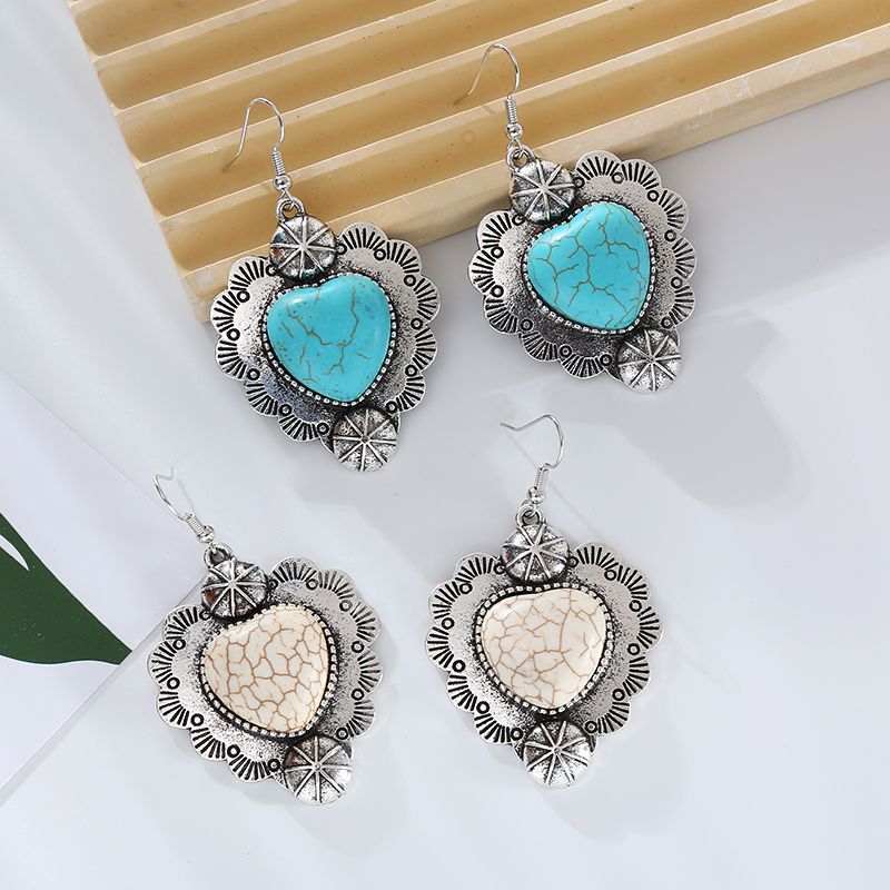 1 Pair Vintage Style Simple Style Heart Shape Plating Inlay Alloy Turquoise Silver Plated Drop Earrings
