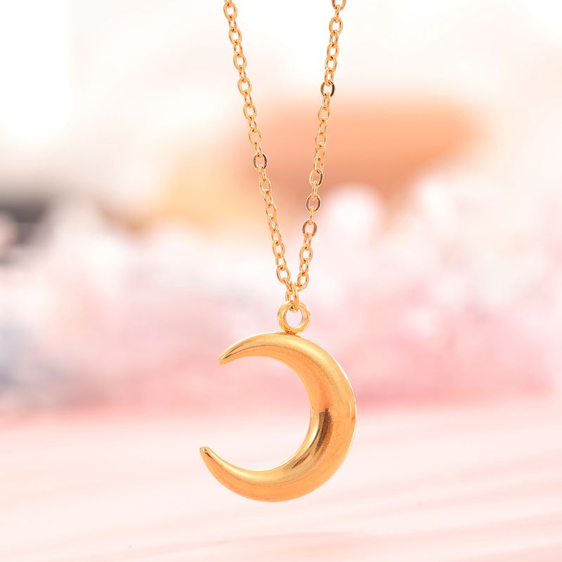 304 Stainless Steel 18K Gold Plated Casual Simple Style Plating Moon Pendant Necklace