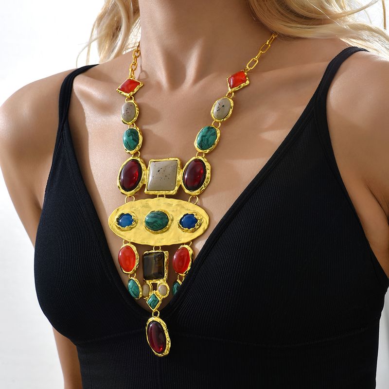 Elegant Luxurious Ethnic Style Geometric Artificial Gemstones Zinc Alloy Wholesale Pendant Necklace