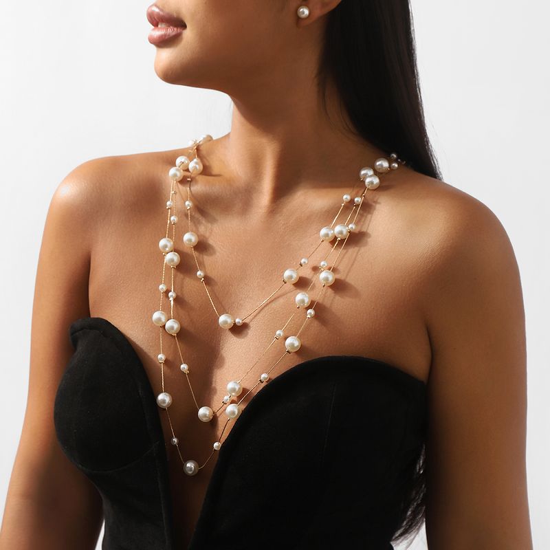 Elegant Modern Style Simple Style Geometric Imitation Pearl Women's Layered Necklaces