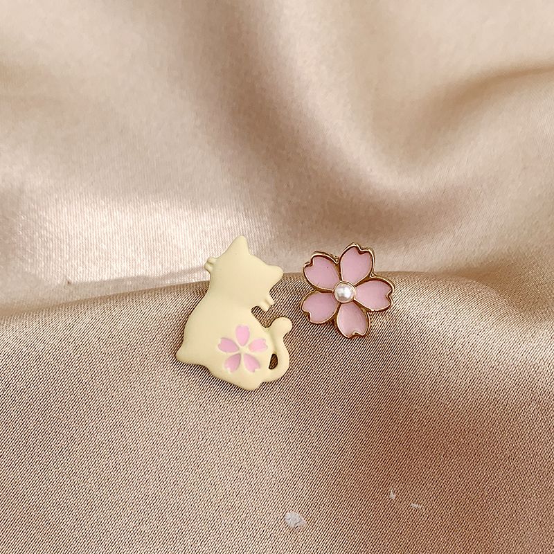 1 Pair Elegant Lady Cat Flower Alloy Gold Plated Ear Studs