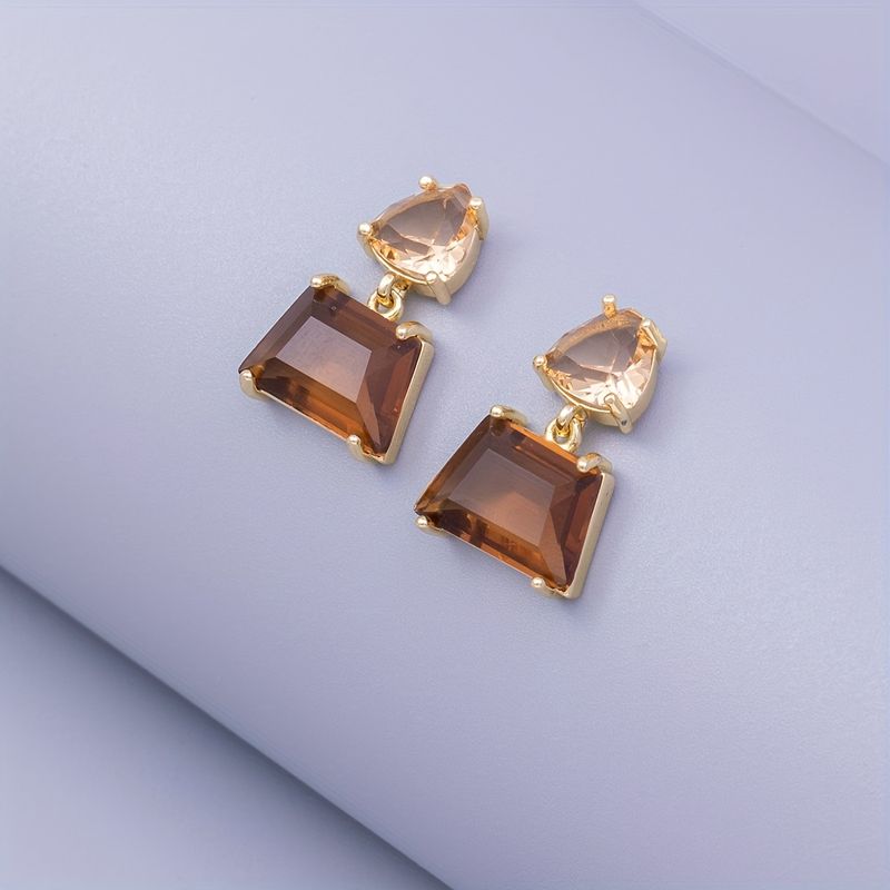 1 Paar Einfacher Stil Pendeln Tasche Überzug Inlay Kupfer Künstliche Edelsteine Glas Glasstein Vergoldet Tropfenohrringe