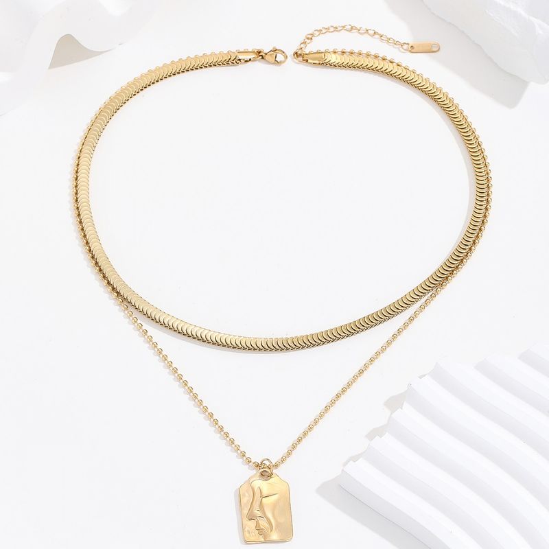 De Gros Style Simple Commuer Couleur Unie Acier Inoxydable Placage Plaqué Or 18k Collier En Couches