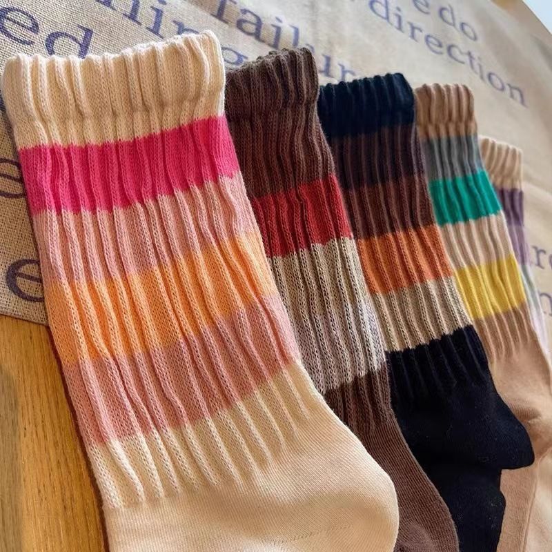Femmes Décontractée Style Simple Bloc De Couleur Coton Crew Socks Une Paire