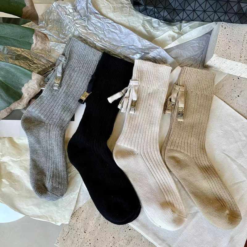 Femmes Style Simple Couleur Unie Coton Crew Socks Une Paire