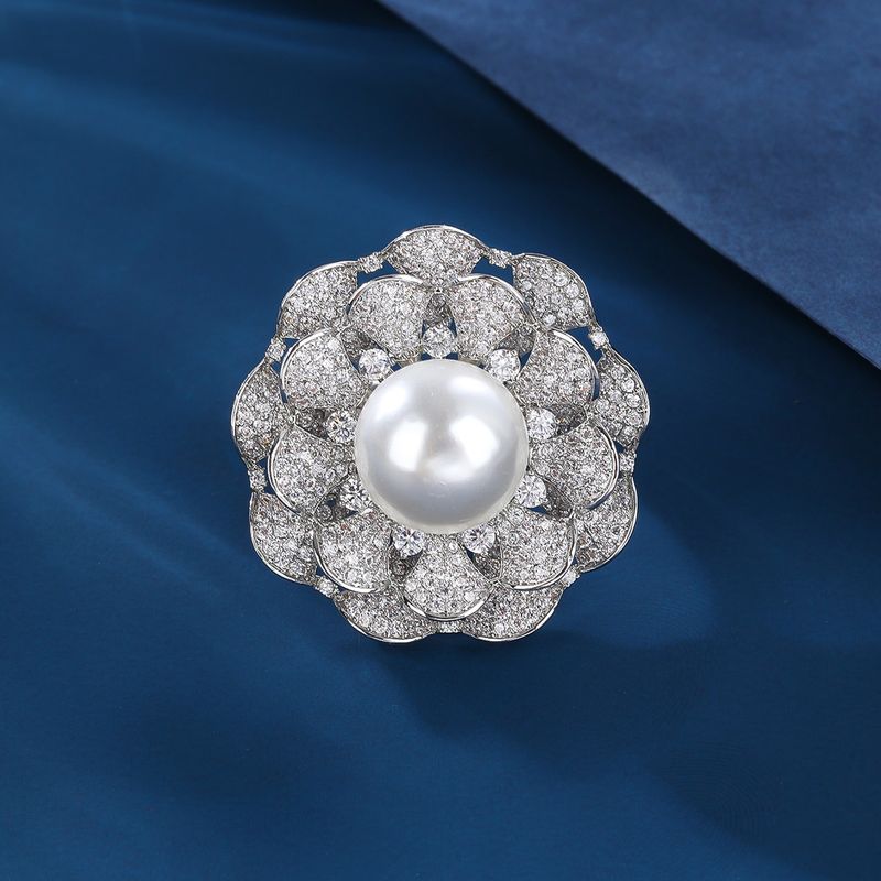 Élégant Dame Brillant Géométrique Le Cuivre Placage Incruster Perle Zircon Or Blanc Plaqué Anneaux