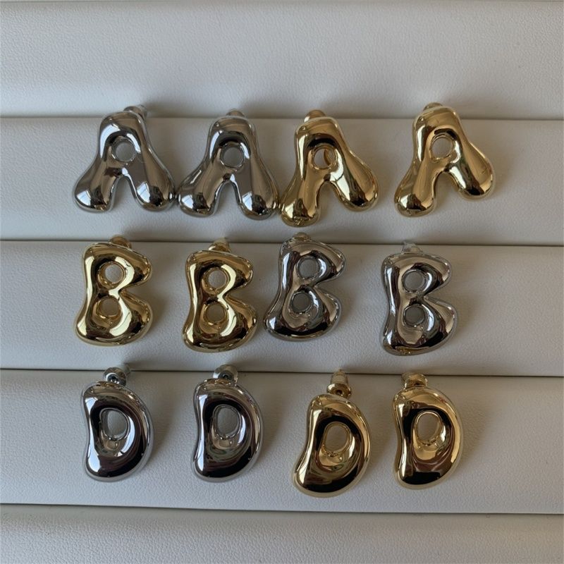 1 Pair Casual Simple Style Letter Polishing Plating Copper Gold Plated Silver Plated Ear Studs