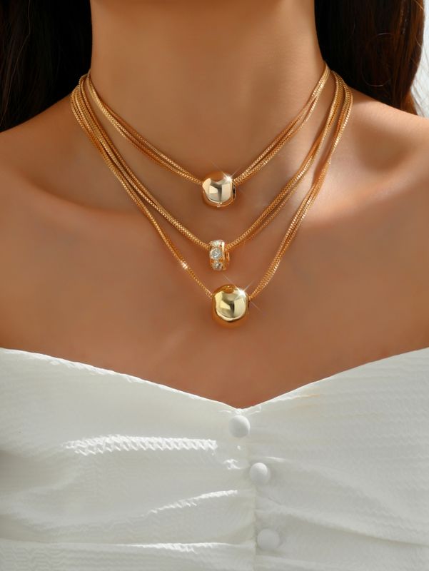 Simple Style Classic Style Solid Color Alloy Inlay Rhinestones Women's Layered Necklaces