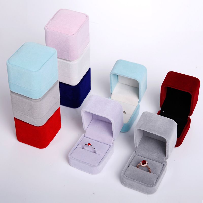 Simple Style Commute Solid Color Plastic Cloth Jewelry Boxes