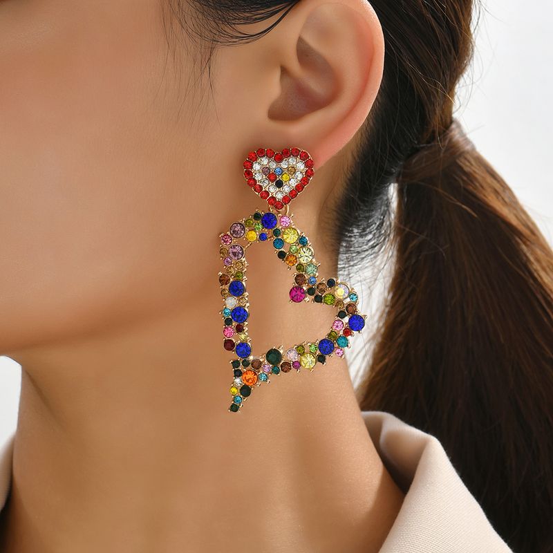 1 Pair Luxurious Heart Shape Inlay Zinc Alloy Rhinestones Dangling Earrings