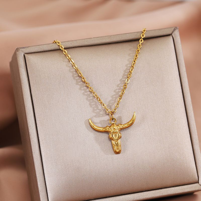 Casual Cattle Stainless Steel Handmade Pendant Necklace