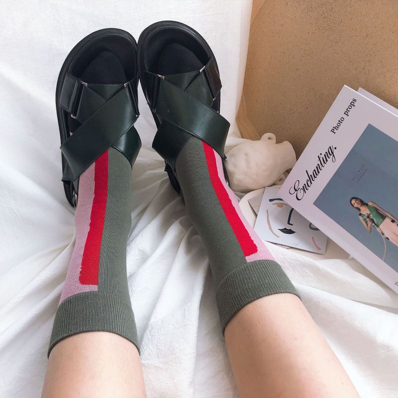 Women's Japanese Style Color Block Cotton Crew Socks A Pair