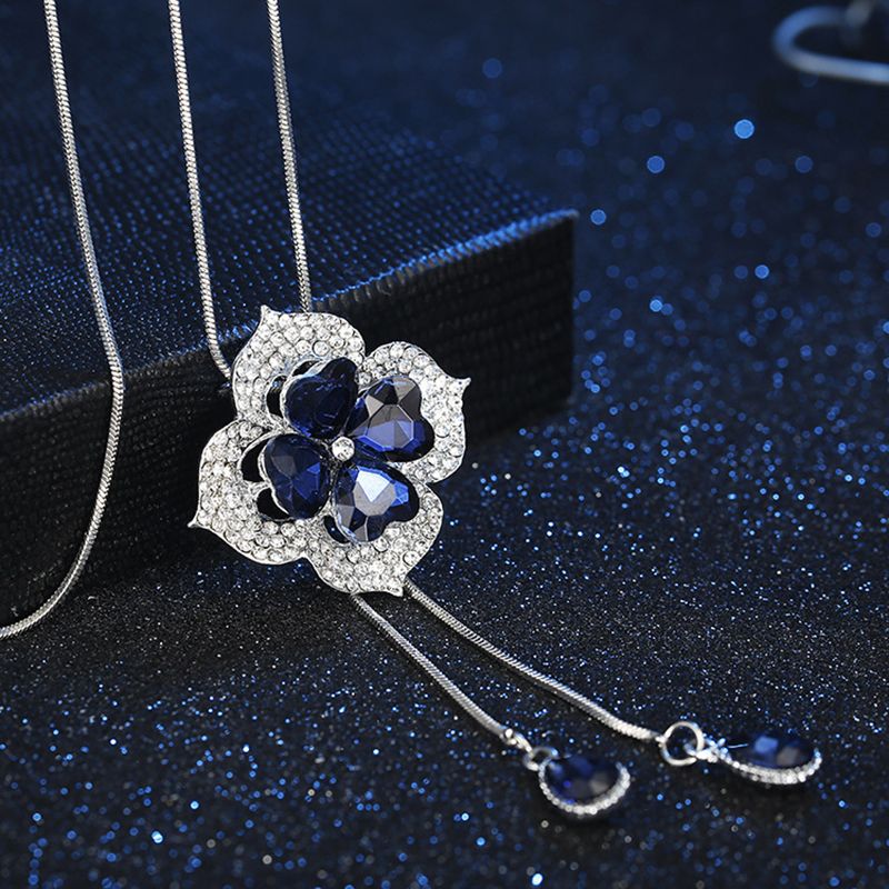 Señora Flor Aleación Vidrio Cobre Embutido Diamantes De Imitación Artificiales Cadena De Suéter