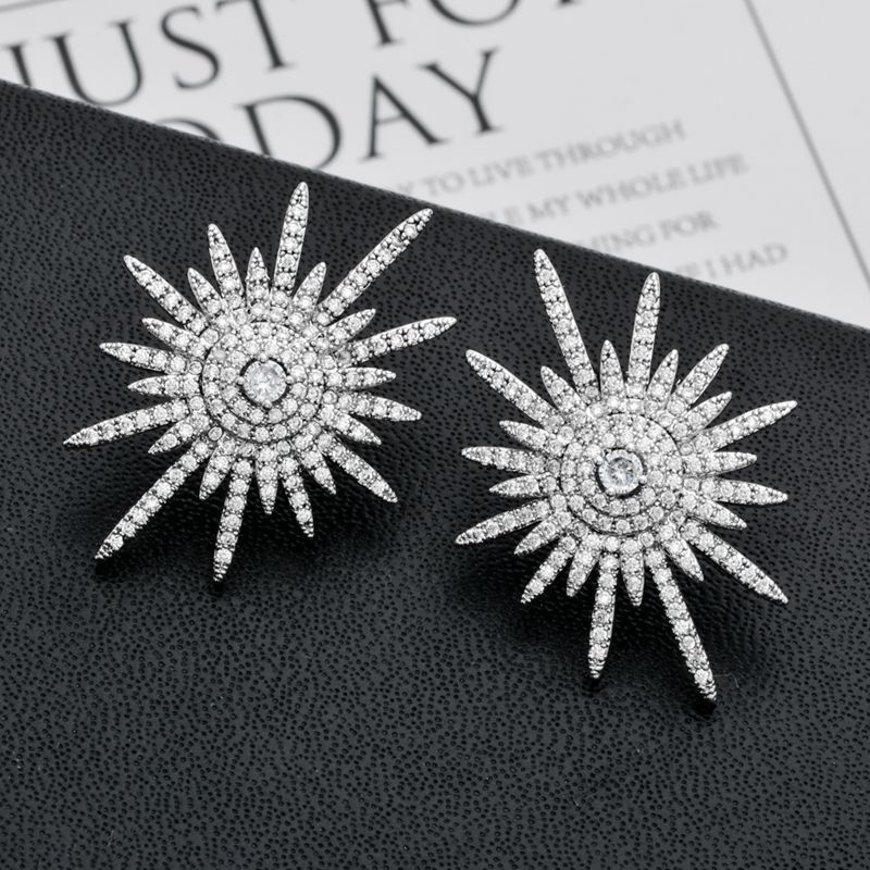 1 Pair Luxurious Sun Plating Inlay Copper Zircon White Gold Plated Ear Studs