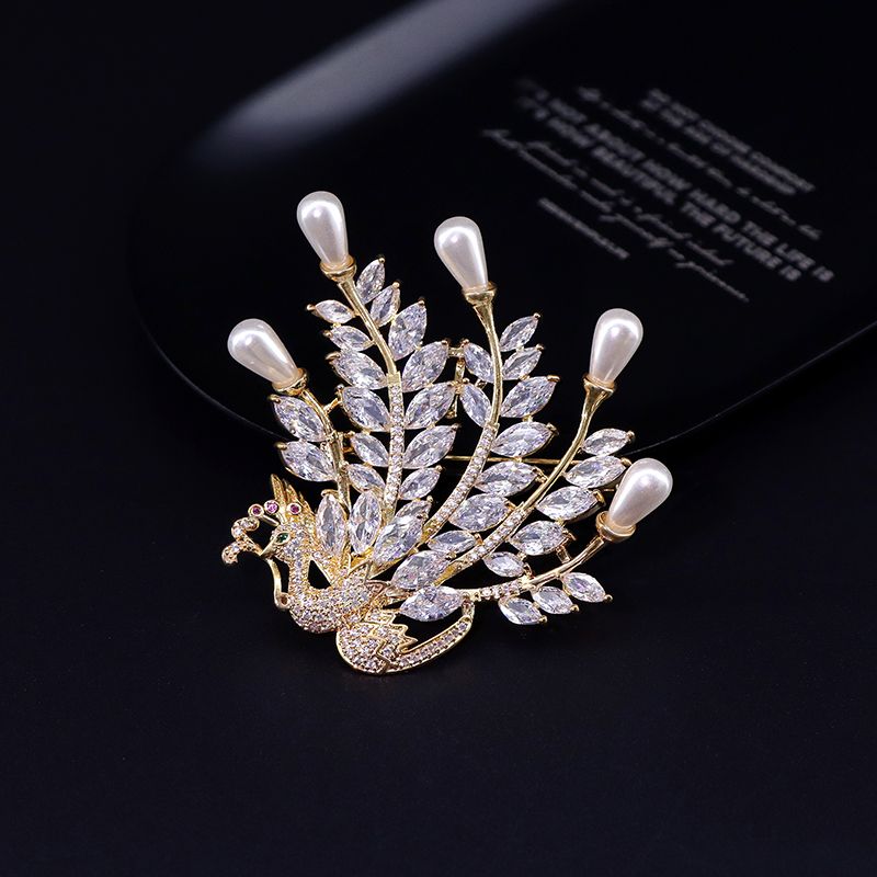Elegant Luxurious Animal Brass Inlay Artificial Pearls Zircon Women's Brooches 1 Piece