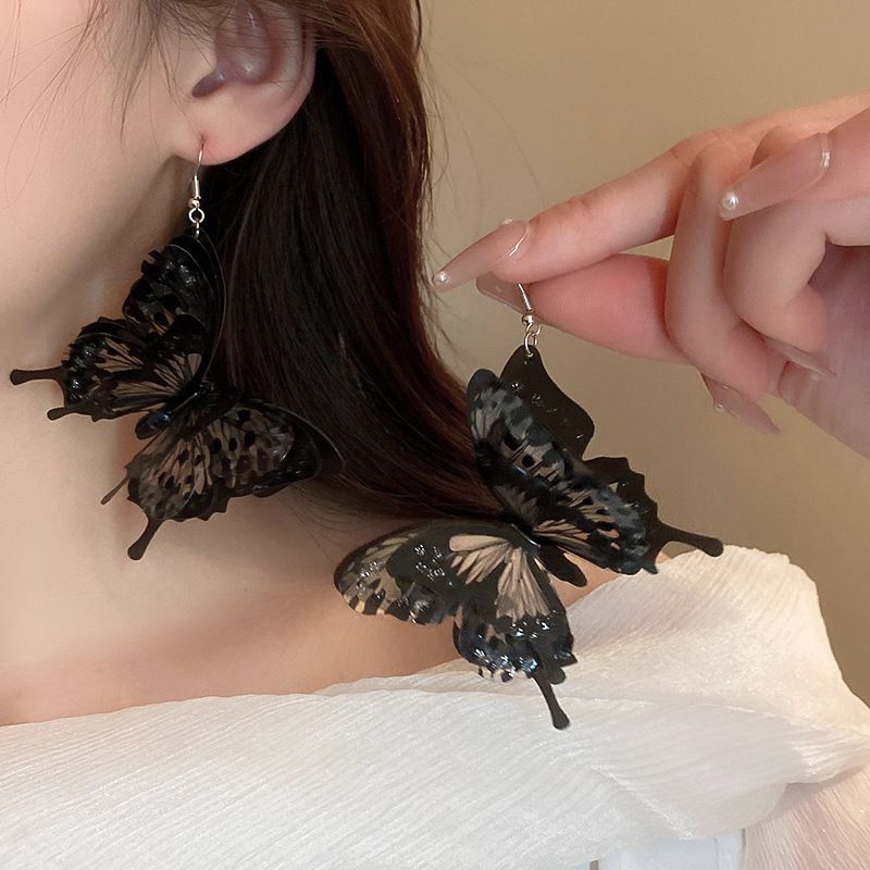 1 Pair Elegant Retro Butterfly Arylic Drop Earrings
