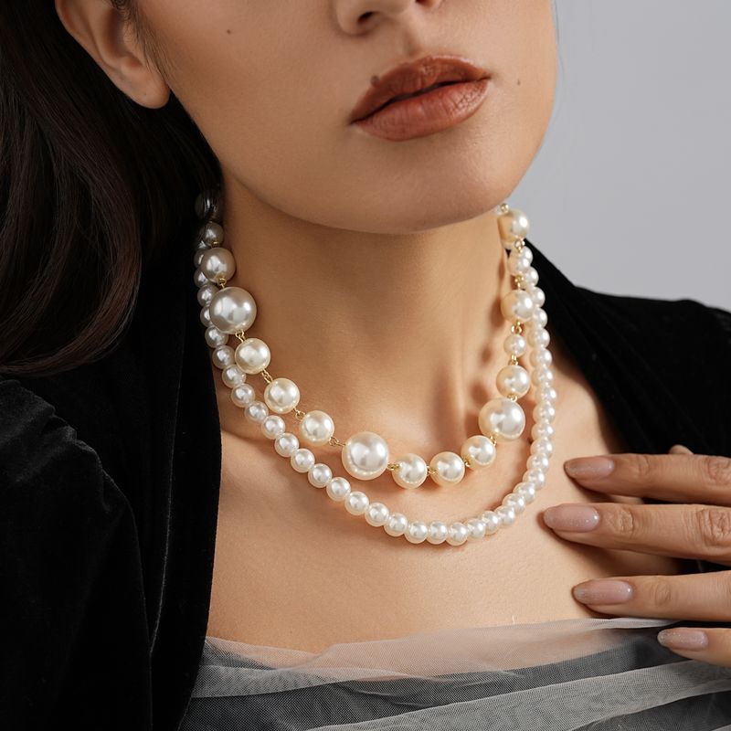 Sweet Round Imitation Pearl Alloy Beaded Layered Plating Women's Layered Necklaces
