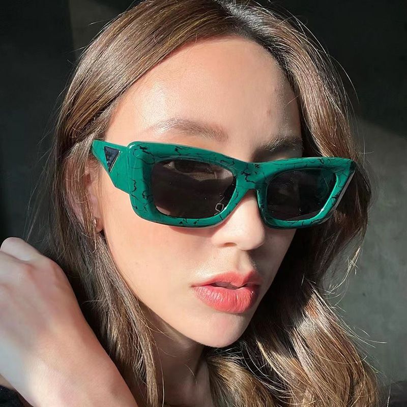 Estilo Clásico Color Sólido Ordenador Personal Ojo De Gato Fotograma Completo Gafas De Sol Mujer