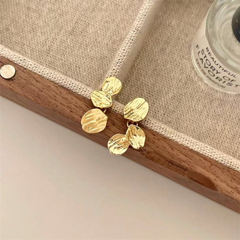 1 Pair Vintage Style Simple Style Solid Color Plating Alloy Gold Plated Ear Studs