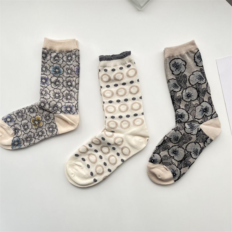 Frau Retro Blume Baumwolle Crew Socken Ein Paar