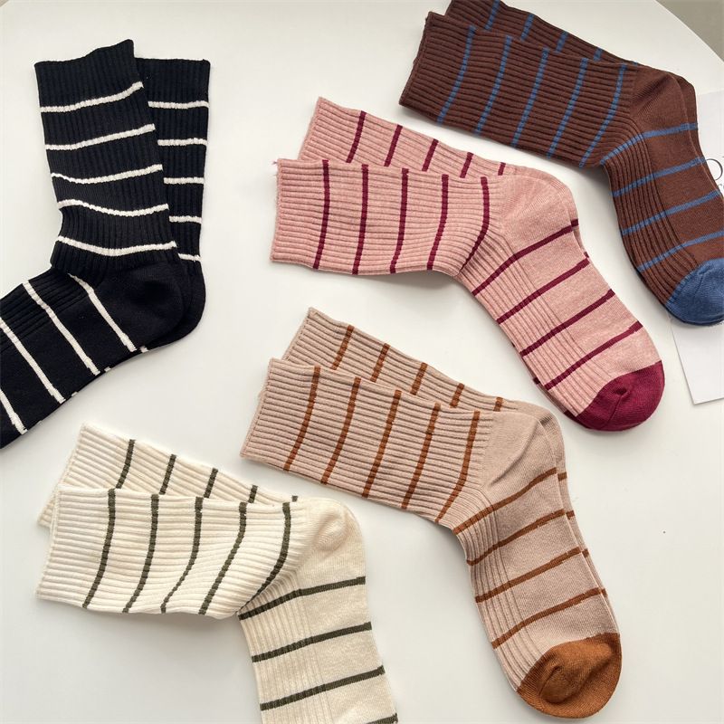 Women's Pastoral Stripe Polyester Crew Socks A Pair