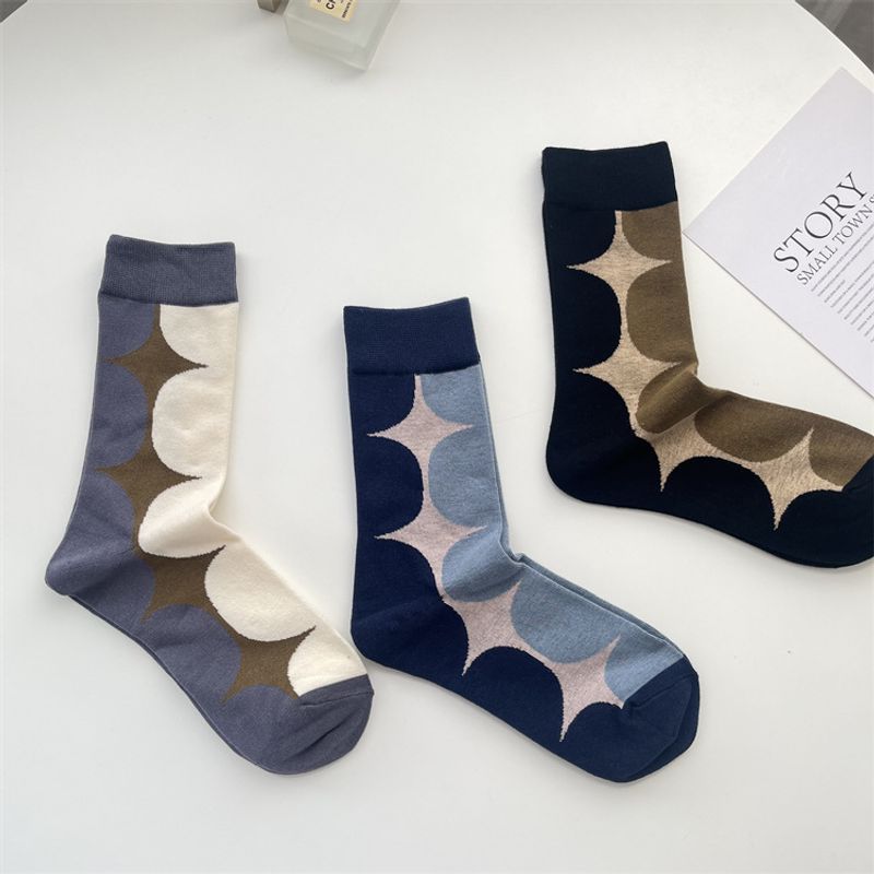 Femmes Style Simple Bloc De Couleur Coton Crew Socks Une Paire
