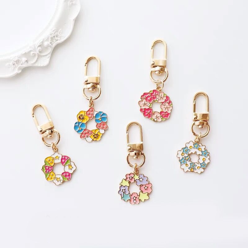 Pastoral Flower Alloy Women's Bag Pendant Keychain