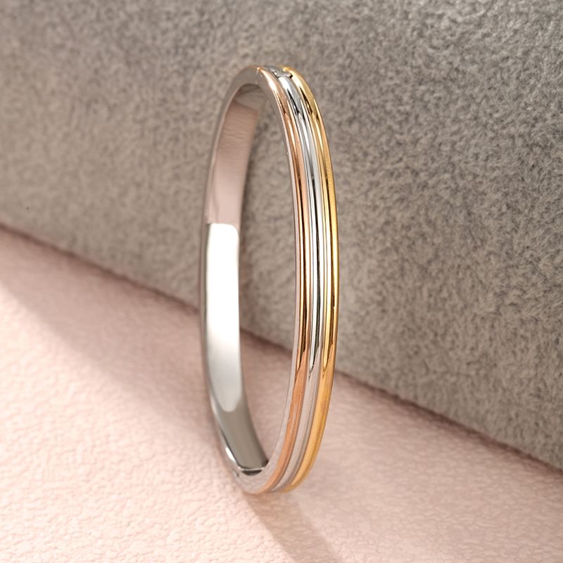 Elegant XUPING Simple Style Color Block 304 Stainless Steel 18K Gold Plated Raw Steel Bangle In Bulk