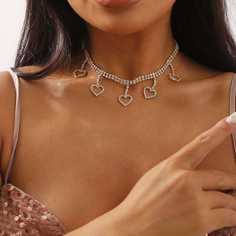 Modern Style Sweet Heart Shape Rhinestone Women's Necklace