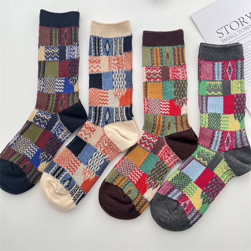 Unisexe Style Japonais Bloc De Couleur Coton Crew Socks Une Paire