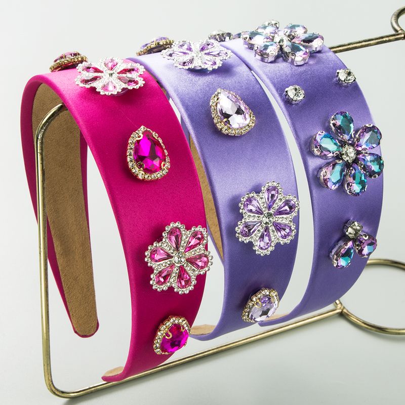 Women's Elegant Baroque Style Classic Style Flower Cloth Inlay Acrylic Hair Band