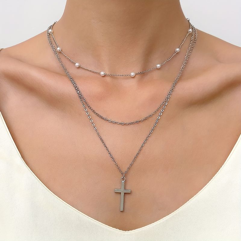 Simple Style Cross Alloy Plating Gold Plated Silver Plated Women's Necklace
