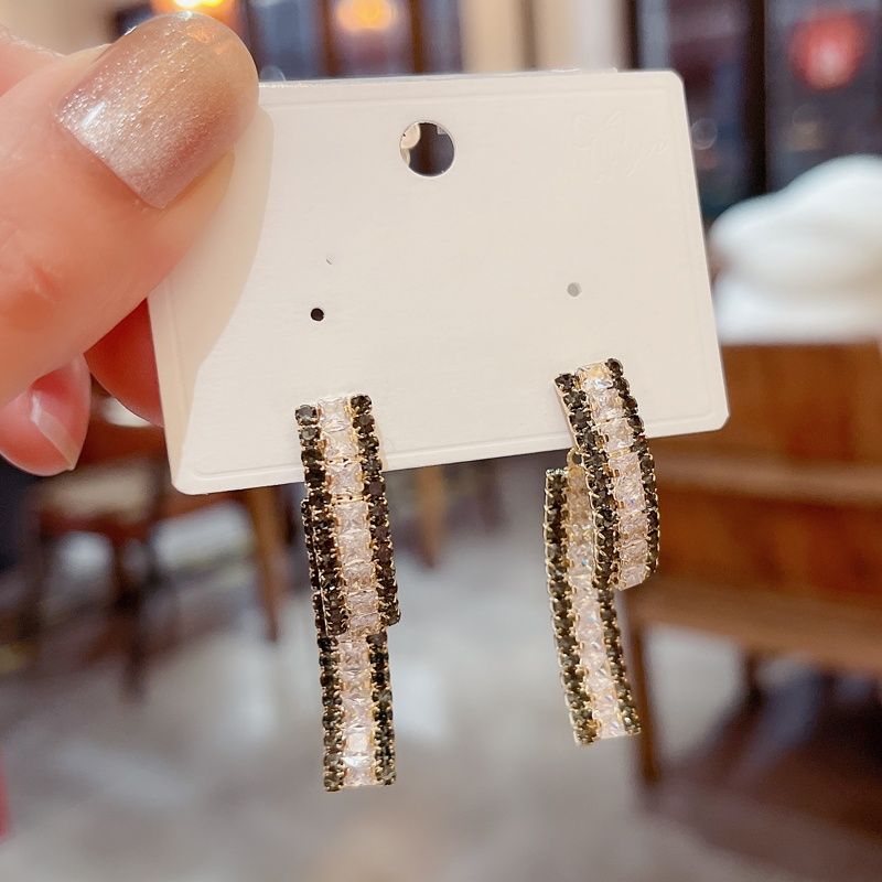 1 Pair Simple Style Shiny Geometric Plating Inlay Alloy Zircon Drop Earrings