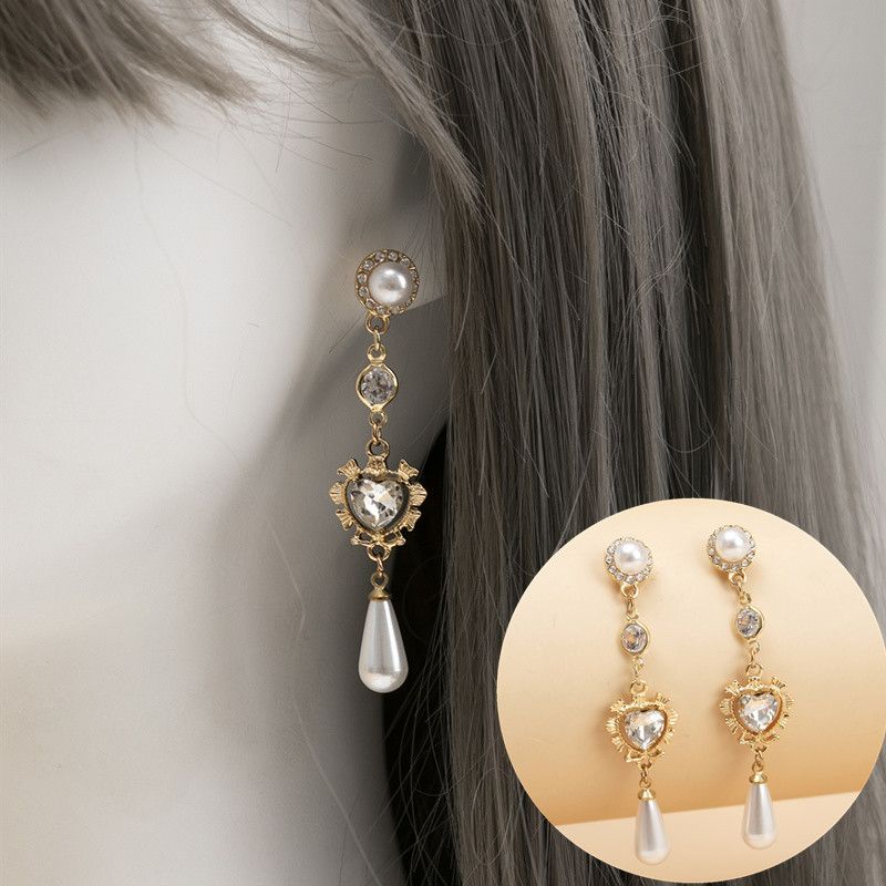 1 Paire Style Ig Sucré Forme De Cœur Placage Incruster Métal Perles Artificielles Zircon Boucles D'oreilles