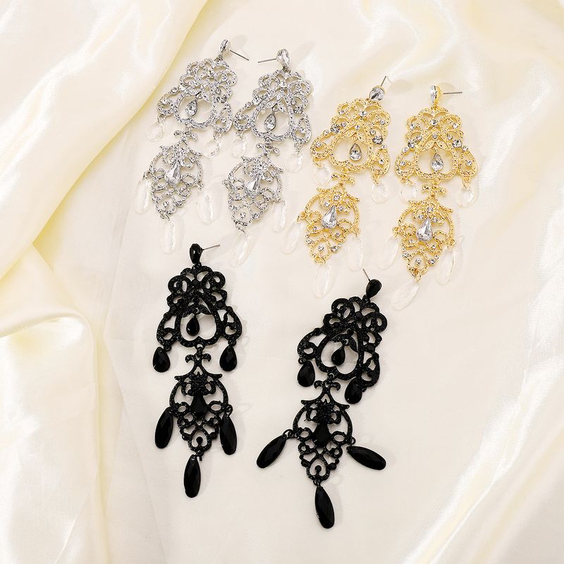1 Pair Classical Vintage Style Shiny Geometric Hollow Out Inlay Alloy Resin Rhinestones Drop Earrings