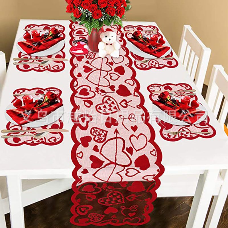 Valentine's Day Elegant Heart Shape Polyester Tablecloth