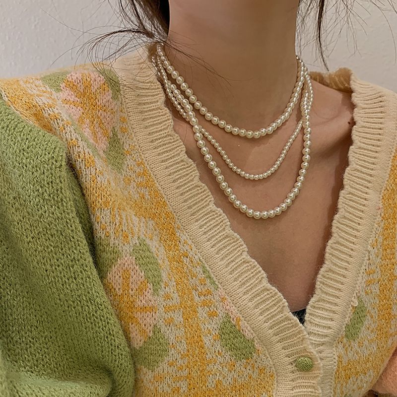 Elegant Geometrisch Kunststoff Perlen Frau Dreilagige Halskette
