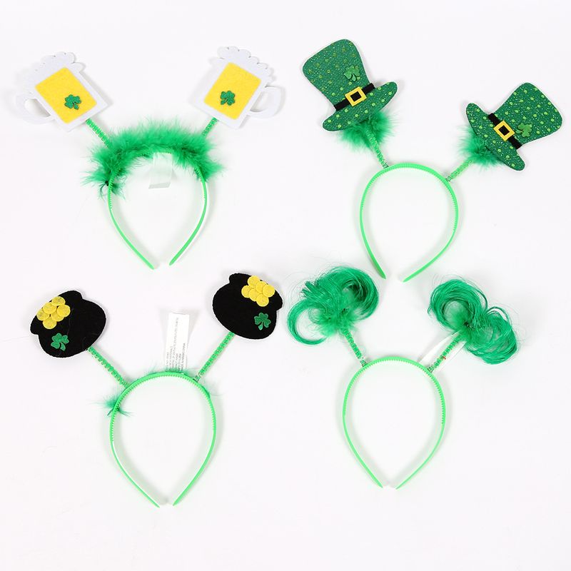 St. Patrick Cartoon Style Shamrock Plastic Party Festival Costume Props