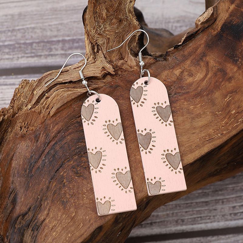 1 Pair Simple Style Heart Shape Wood Drop Earrings