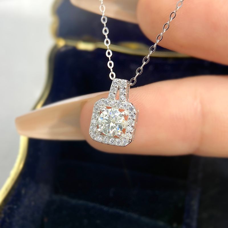 Casual Solid Color Sterling Silver Plating Inlay Moissanite White Gold Plated Pendant Necklace